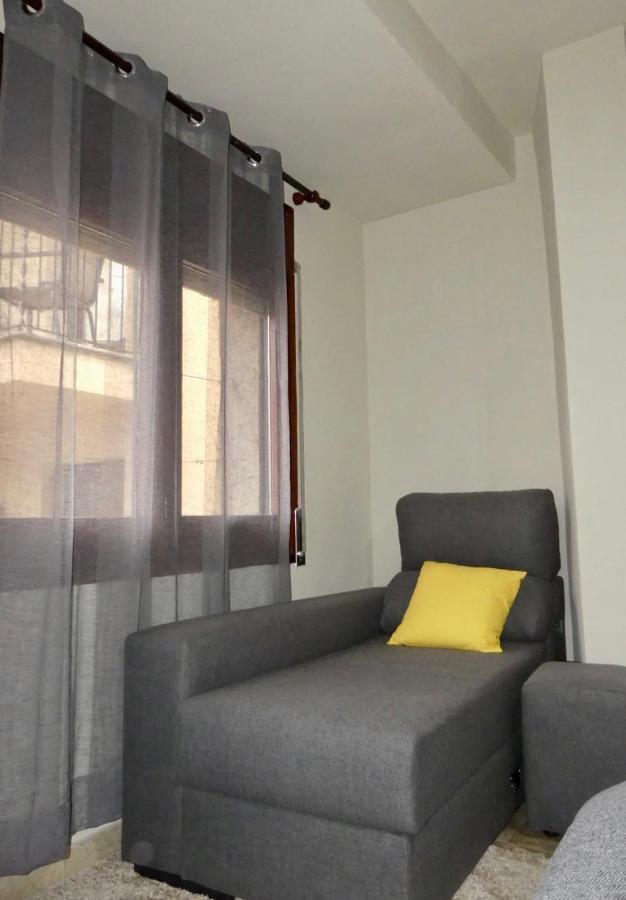 Apartament Encantador Al Centre De Vic Aptgarbi 외부 사진