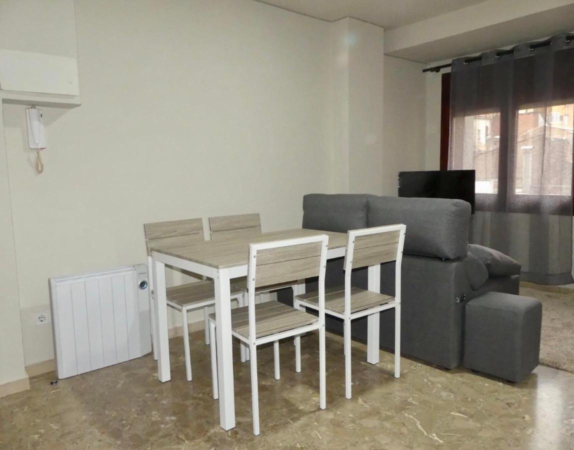 Apartament Encantador Al Centre De Vic Aptgarbi 외부 사진